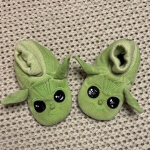 Baby Yoda Kids Slippers | Star Wars Grogu Slippers | size 9-10